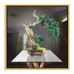 Praying Mantas Wisteria 24"